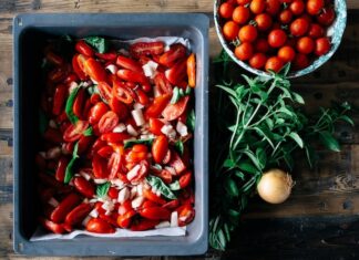 Вяленые томаты в духовке: рецепт