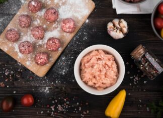 Фарш с луком и морковью