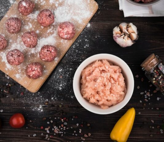 Фарш с луком и морковью