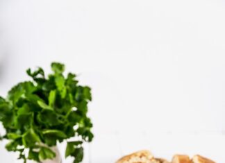 Холодные закуски на стол: простые рецепты