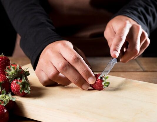 Шоколадная клубника: рецепт приготовления дома