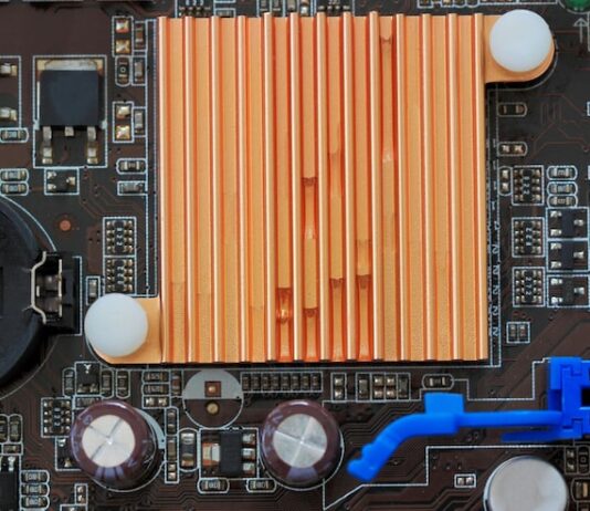 Материнская плата с ламповым усилителем