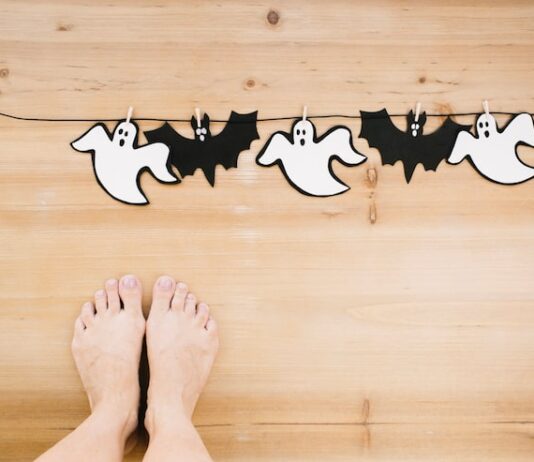 Что Значит Чешется Правая Пятка