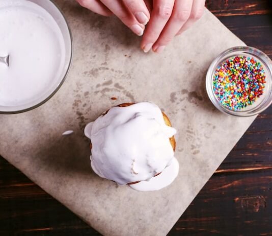 Сахарная глазурь: рецепт приготовления