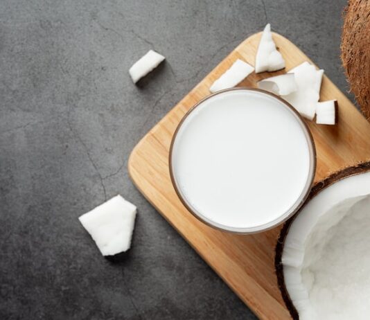 Кокосовые рецепты: что приготовить из свежего кокоса