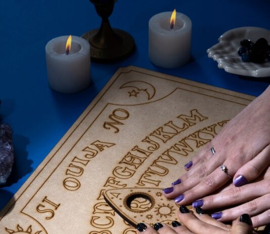 Сочетание «Повешенный» и «Колесница» в Таро