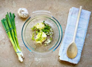 Ингредиенты для крабового салата