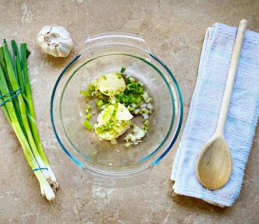 Ингредиенты для крабового салата