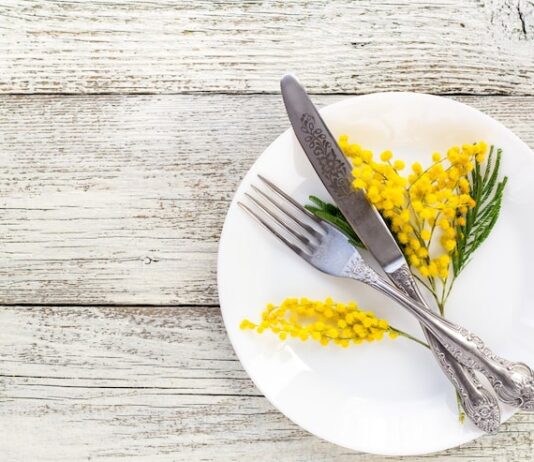 Рецепт классической мимозы с горбушей