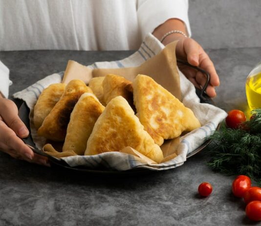 Сны о жареных пирожках: значение и толкование