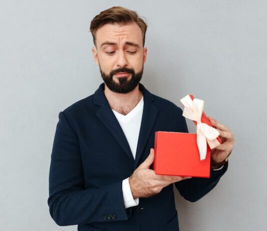 Заговор для получения подарка от мужчины