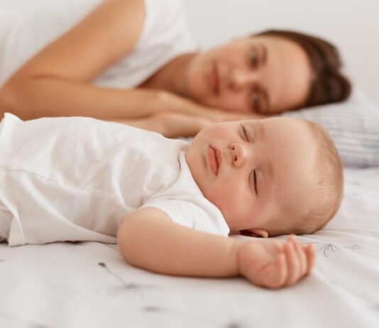 Снится два младенца: толкование сна