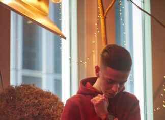 Загадать желание парню: советы и идеи