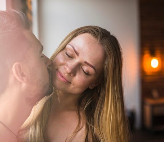 Страстный секс во сне: интерпретации и значения