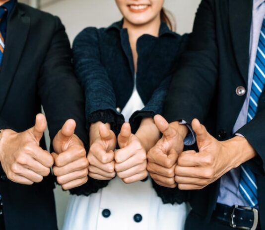 Благодарность коллективу за отличный труд