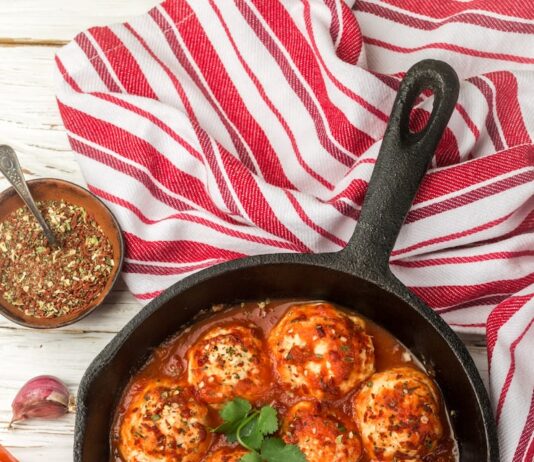 Тефтели со сливками на сковороде