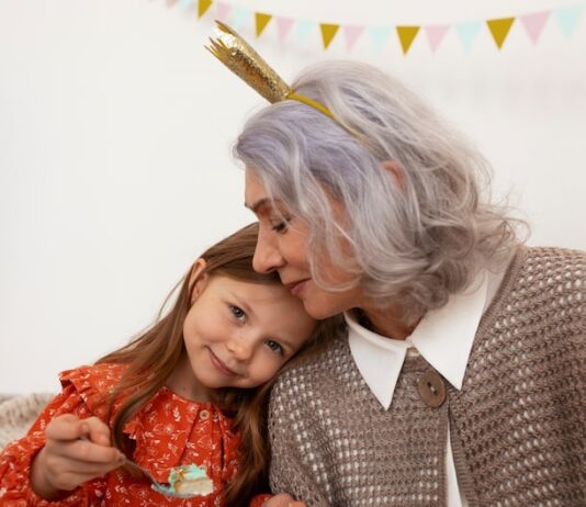 Бабушка во сне внучки: толкование