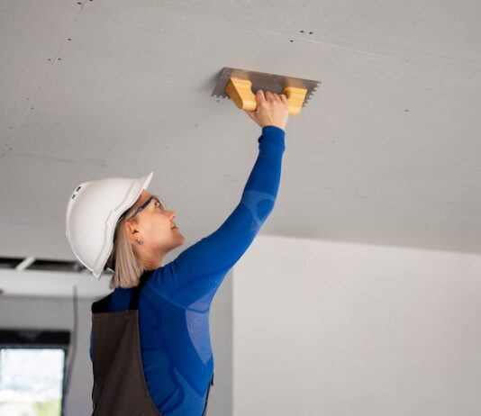 Сон об обрушившемся потолке: толкование