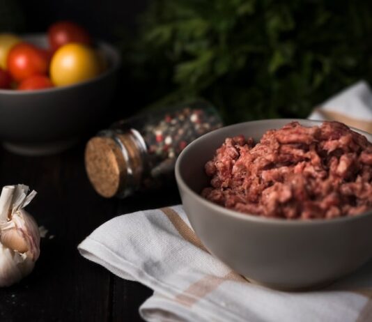 Классический соус болоньезе с фаршем