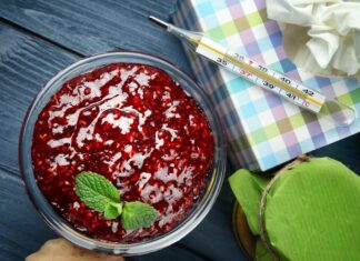Вишневое желе с желатином: простой рецепт