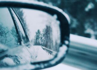 Обогрев лобового стекла: как это работает