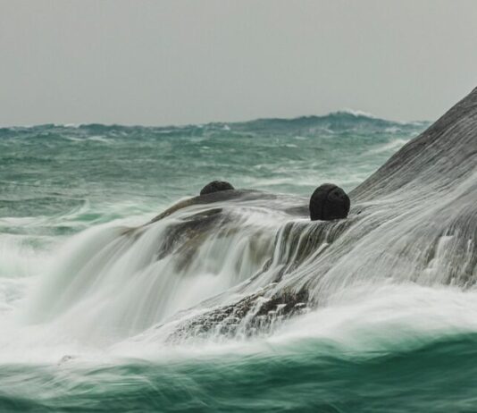 Примеры продольных волн в повседневной жизни