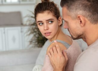 Заголовок: «Мощный заговор для любви женщины»