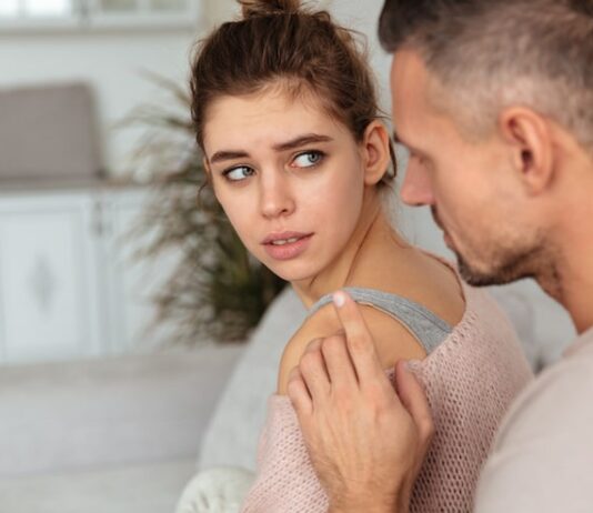 Заголовок: «Мощный заговор для любви женщины»