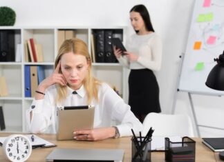 Абонент занят: что это значит?