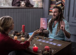 Расклады Таро онлайн: найдите ответ на вопросы об отношениях