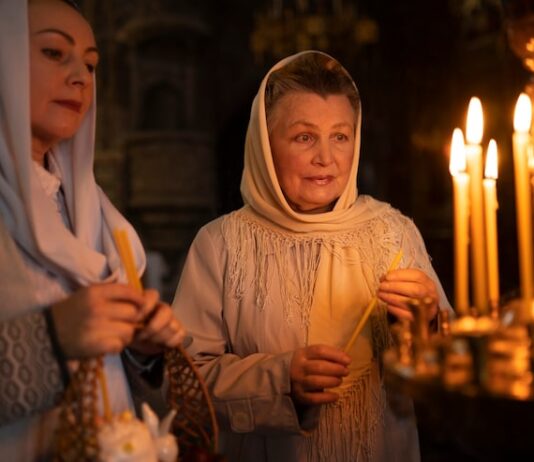 Замоление грехов в церкви: шаг за шагом