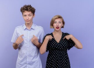 Извинения мужчины перед обиженной женщиной