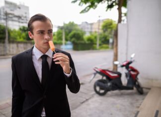 К чему снится полицейский мужчина