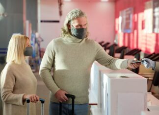 Как забрать заказ из постамата озона