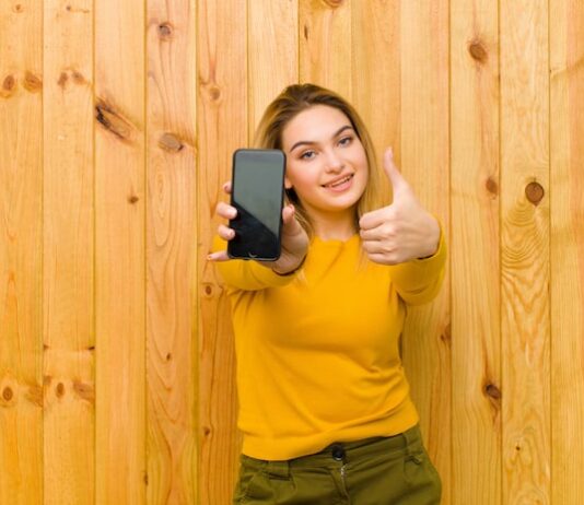 Бесплатное подключение Яндекс Плюс навсегда