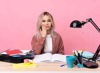 Толкование сна: письменный стол