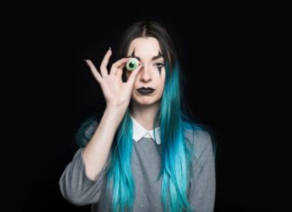 Соринка в чужом глазу